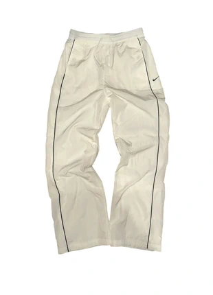 Tuta Nike da donna - Taglia S - nuova con etichetta, marke: Nike, zustand: Neu, mit Etikett, größe: S / 36 / 8, 24,90 €, 26,85 € inklusive Vinted-Käuferschutz