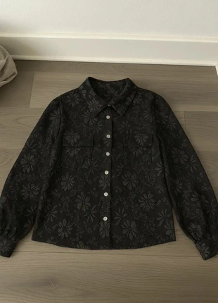 Chemise Noire Motifs Fleuris Tissés taille M, brand: Boutique Parisienne, condizioni: Ottime, taglia: M / IT 42 / EU 38, €38.90, €41.55 include la Protezione acquisti