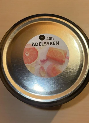 Candela profumata Ikea pompelmo e petali di rosa 40h, merk: IKEA, staat: Nieuw met prijskaartje, € 7,00, € 8,05 inclusief Kopersbescherming