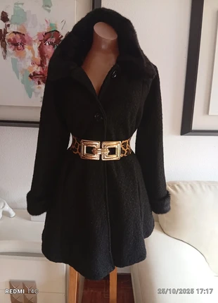 Bonito abrigo 5% de lana, brand: Made In Italy, condizioni: Ottime, taglia: XXL / IT 48 / EU 44, €14.00, €15.40 include la Protezione acquisti