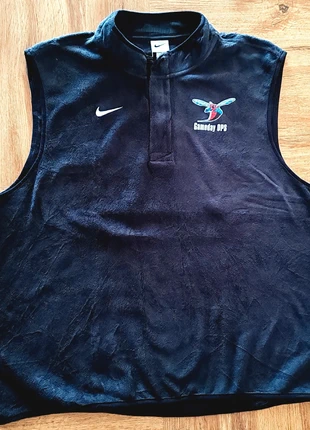 Polaire sans manches Nike therma fit taille xl, marke: Nike, zustand: Sehr gut, größe: XL, 19,00 €, 20,65 € inklusive Vinted-Käuferschutz