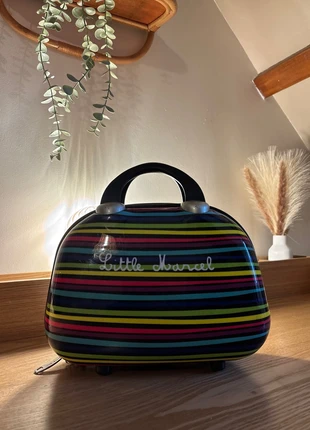 Vanity Little marcel, merk: Little Marcel, staat: Heel goed, € 15,00, € 16,45 inclusief Kopersbescherming