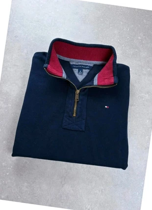 Pull Tommy Hilfiger - Half Zip 1/4 - Col camionneur en jeans - Marine - Logo brodé - Taille M, merk: Tommy Hilfiger, staat: Heel goed, maat: M, € 40,00, € 42,70 inclusief Kopersbescherming Pro