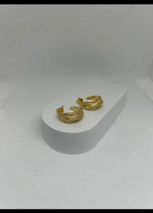 Orecchini mezza luna, brand: INOX, condizioni: Nuovo con cartellino, €1.99, €2.79 include la Protezione acquisti