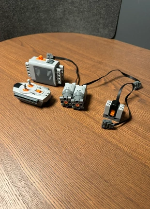 Kit power function ( 2 moteurs) pour Lego Technic MOC 88003, condition: New with tags, size: 10 years / 140 cm, €34.00, €36.40 includes Buyer Protection