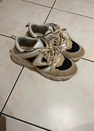 Baskets Maje beige et noir, marke: Maje, zustand: Sehr gut, größe: 39, 20,00 €, 21,70 € inklusive Vinted-Käuferschutz