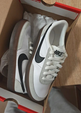 Sneakers nike taglia 36.5 nuove, brand: Nike, condizioni: Nuovo con cartellino, taglia: 36.5, €37.00, €39.55 include la Protezione acquisti Pro
