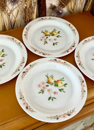 🌺🌸 Noël - Nostalgie - Lot n° 18 - 4 assiettes à dessert "Normandie" - 19 cm - Arcopal - ELF 🇫🇷, marque: Arcopal, état: Neuf sans étiquette, 14,90 €, 16,35 € Protection acheteurs (Pro) incluse