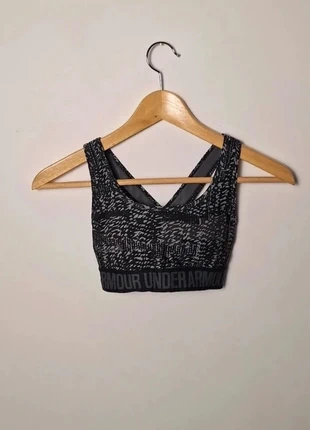 Brassière under armour avec coques Taille XS noir grise à motifs, marke: Under Armour, zustand: Sehr gut, größe: XS, 9,00 €, 10,15 € beinhaltet Vinted-Käuferschutz Pro