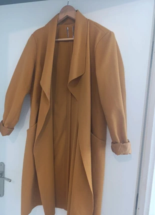 Trench long, marque: Primark, état: Très bon état, taille: M / 38 / 10, 15,00 €, 16,45 € Protection acheteurs incluse