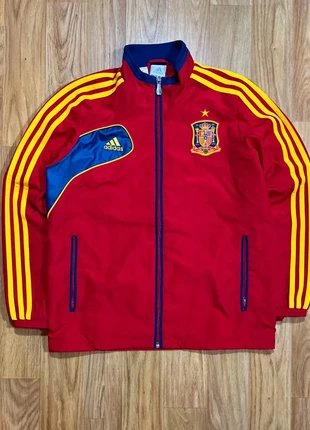 Veste adidas Trackjacket vintage retro Espagne sélection rouge jaune, merk: adidas, staat: Heel goed, maat: 14 jaar / 164 cm, € 14,00, € 15,40 inclusief Kopersbescherming