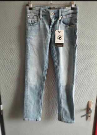Jean fille de Colection DML Jeans taille 6/7 ans neuf, brand: DML jean, condition: New with tags, size: 6 years / 116 cm, €5.00, €5.95 includes Buyer Protection Pro