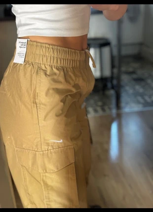 Pantalon Nike cargo, brand: Nike, condition: New with tags, size: S / 36 / 8, €29.00, €31.15 includes Buyer Protection