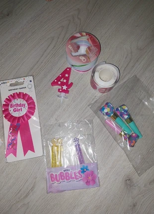 Feestdecoratie pakket, merk: Wibra, staat: Heel goed, € 10,00, € 11,20 inclusief Kopersbescherming