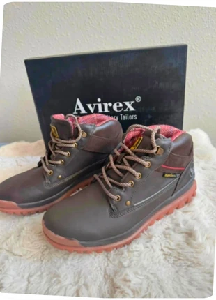 Chaussures montantes Avirex taille 40, marque: Avirex, état: Neuf avec étiquette, taille: 40, 28,00 €, 30,10 € Protection acheteurs (Pro) incluse