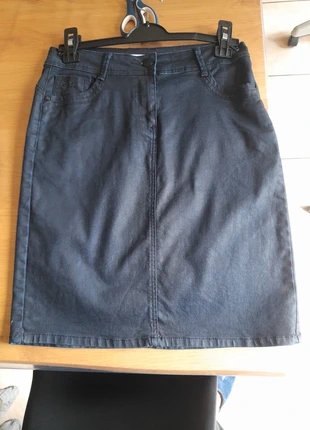 Jupe bleue marine Jacqueline Riu, marque: Jacqueline Riu, état: Très bon état, taille: L / 40 / 12, 7,00 €, 8,05 € Protection acheteurs incluse