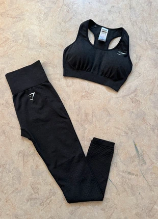 Ensemble Gymshark Vital Seamless noir – Taille S, marque: Gymshark, état: Très bon état, taille: S / 36 / 8, 50,00 €, 53,20 € Protection acheteurs incluse