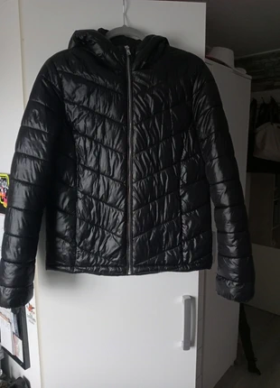 pufferjacket zwart, merk: Clockhouse, staat: Nieuw zonder prijskaartje, maat: M / 38 / 10, € 5,00, € 5,95 inclusief Kopersbescherming