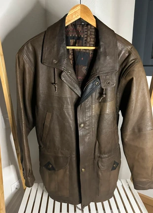Vintage Brown Leather Jacket Size L Classic Retro Style Genuine Leather top piece exclusive Y2K, brand: Local, condizioni: Ottime, taglia: L, €25.99, €27.99 include la Protezione acquisti