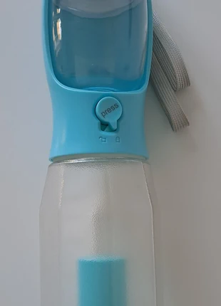 Gourde de voyage pour Chien - Bleue, état: Très bon état, 2,50 €, 3,33 € Protection acheteurs incluse