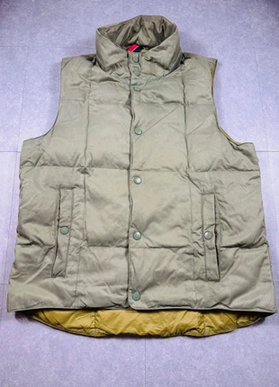 Doudoune sans manche Tommy Hilfiger taille M kaki, marque: Tommy Hilfiger, état: Très bon état, taille: M, 18,00 €, 19,60 € Protection acheteurs incluse