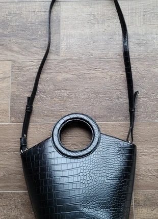 Sac seau bandoulière neuf, marque: Promod, état: Neuf sans étiquette, 8,00 €, 9,10 € Protection acheteurs incluse