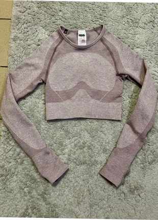 Haut crop top Gymshark seamless XS – manches longues violet, marca: Gymshark, estado: Novo sem etiquetas, tamanho: XS / 34 / 6, €14.99, €16.44 inclui Proteção do Comprador