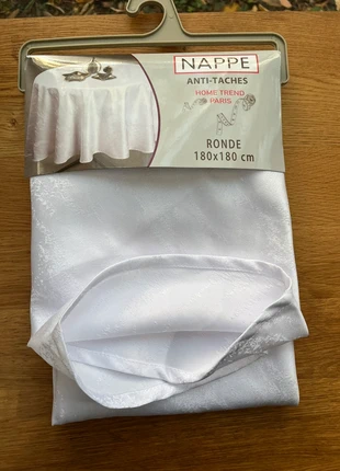 Nappe anti-tache ronde - 180 x 180, brand: sans marque, condizioni: Nuovo senza cartellino, €12.00, €13.30 include la Protezione acquisti Pro