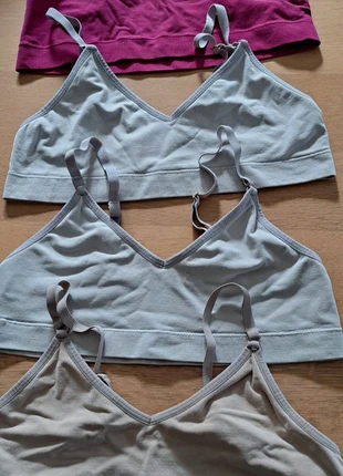 Lot de 4 brassières Etam taille S/M – violet, blanc & beige – très bon état, marque: Etam, état: Très bon état, taille: S, 8,00 €, 9,10 € Protection acheteurs incluse