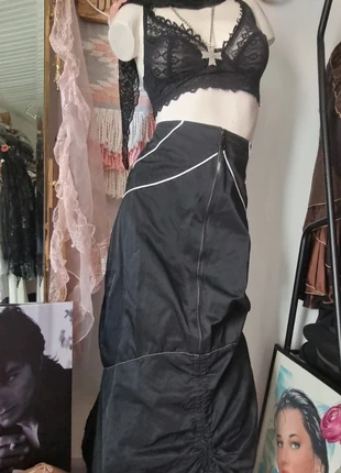 🖤Black Asymmetrical y2k skirt Jupe longue noire zippée avant garde fille a suivre, brand: Fille à Suivre, condizioni: Ottime, taglia: L / IT 44 / EU 40, €39.00, €41.65 include la Protezione acquisti