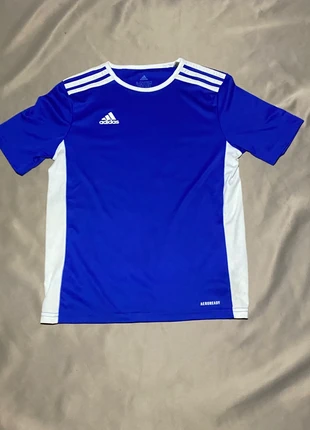 T-shirt adidas bleu-11-12ans-152cm, marca: adidas, estado: Muito bom, tamanho: XS, €3.00, €3.85 inclui Proteção do Comprador