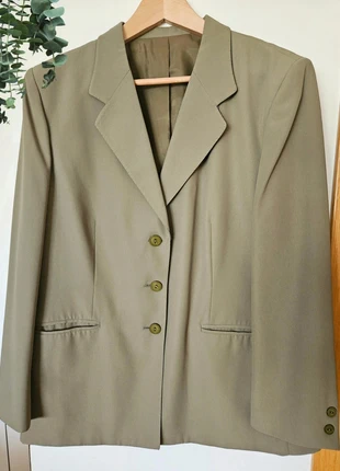 Traje verde señora, marque: El Corte Inglés, état: Très bon état, taille: XXL / 44 / 16, 26,00 €, 28,00 € Protection acheteurs incluse