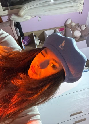 basco KANGOL lilla, brand: Kangol, condizioni: Nuovo senza cartellino, taglia: M, €40.00, €42.70 include la Protezione acquisti