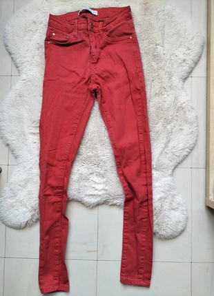 💗 Jean rouge taille 34 shiny design, marque: Shiny, état: Très bon état, taille: XS / 34 / 6, 12,00 €, 13,30 € Protection acheteurs incluse