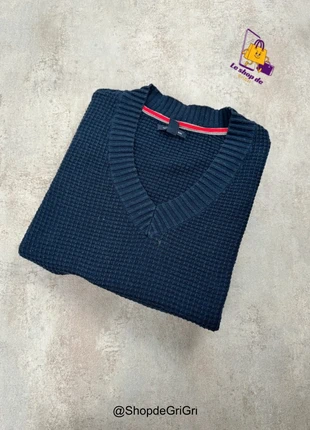 Pull col v Tommy Hilfiger vintage |taille L Femme | bleu, brand: Tommy Hilfiger, condition: Very good, size: L / 40 / 12, €16.00, €17.50 includes Buyer Protection Pro