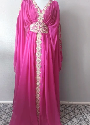Sublime robe orientale fuchsia Neuve, état: Neuf sans étiquette, taille: XL / 42 / 14, 55,00 €, 58,45 € Protection acheteurs incluse