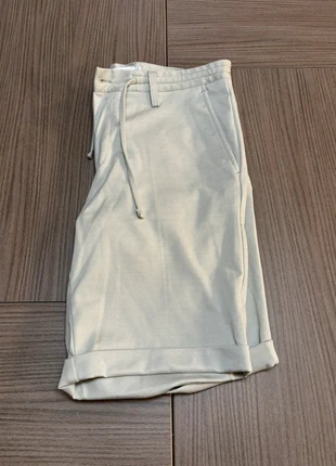 Short Celio | Taille 40 | Vert Crème, marque: Celio, état: Neuf sans étiquette, taille: W31 | FR 40, 3,00 €, 3,85 € Protection acheteurs incluse