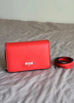 Sac bandoulière rouge MSGM petit format style portefeuille, brand: MSGM, condition: Very good, €35.00, €37.45 includes Buyer Protection