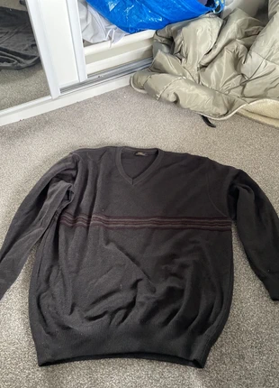 Vintage men’s v neck jumper, brand: St Michael, condition: Very good, size: L, £6.00, £7.00 includes Buyer Protection