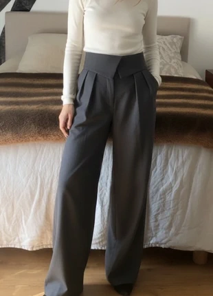 Pantalon Large Taille Haute Élégant - Coupe Ample & Vintage - Couleur Unie - 386, marke: treyu, zustand: Sehr gut, größe: S / 36 / 8, 39,99 €, 42,69 € beinhaltet Vinted-Käuferschutz Pro