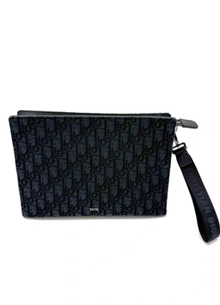 Dior pochette, marke: Dior, zustand: Sehr gut, 640,00 €, 672,70 € beinhaltet Vinted-Käuferschutz Pro