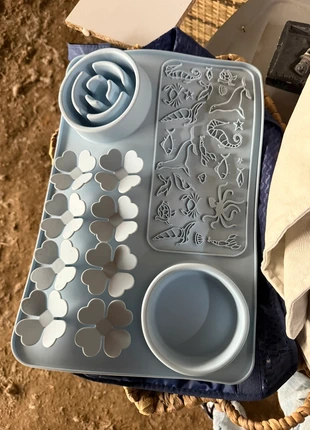 Tapis léchage chien, marque: Hellozoo, état: Neuf avec étiquette, 10,00 €, 11,20 € Protection acheteurs incluse