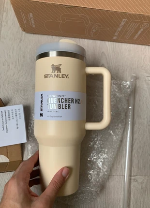 GourdeStanley Quencher, brand: Stanley, condition: New with tags, €21.99, €23.79 includes Buyer Protection