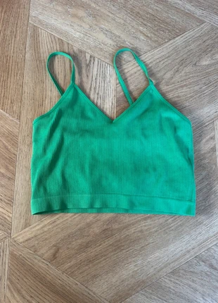 Primark stretchy rib crop top with built in bra size XS, merk: Primark, staat: Nieuw zonder prijskaartje, maat: XS / 34 / 6, € 2,00, € 2,80 inclusief Kopersbescherming