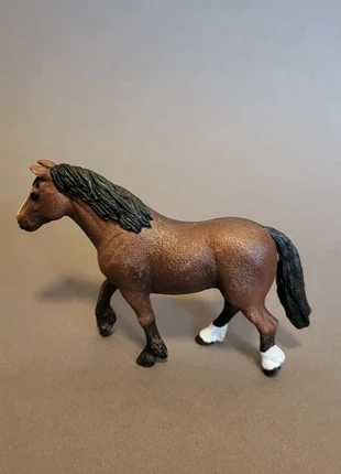 Schleich figurine cheval ponette dartmoor, marke: Schleich, zustand: Sehr gut, größe: Einheitsgröße, 4,00 €, 4,90 € inklusive Vinted-Käuferschutz
