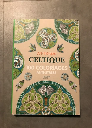 100 coloriages Anti stress, état: Très bon état, 3,00 €, 3,85 € Protection acheteurs incluse