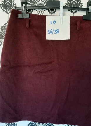 Mooie bordeauxrode rok., merk: New Look, staat: Heel goed, maat: M / 38 / 10, € 3,00, € 3,85 inclusief Kopersbescherming