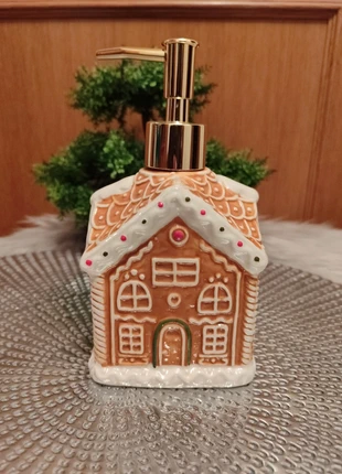 Christmas collection 🎄 soap dispenser, marque: Pepco, état: Neuf avec étiquette, 9,99 €, 11,19 € Protection acheteurs incluse