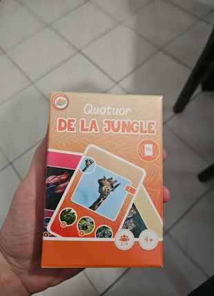 Je de 4 familles, marke: Toy Universe, zustand: Neu, größe: 4 Jahre / 104, 2,00 €, 2,80 € inklusive Vinted-Käuferschutz