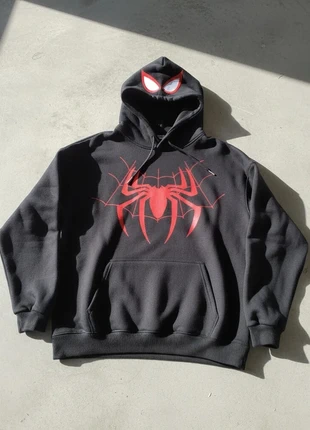 Sweat Gothique Araignée Noir – Grunge / Streetwear / Oversize / Rouge Intense, marque: Vintage Dressing, état: Très bon état, taille: M, 49,90 €, 53,10 € Protection acheteurs incluse